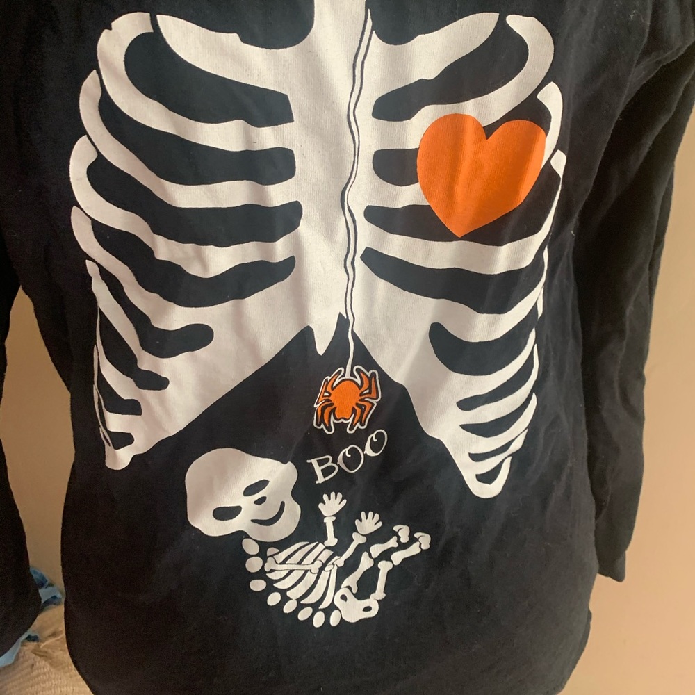 Skeleton Halloween pregnancy announcement - Picture 5 of 6